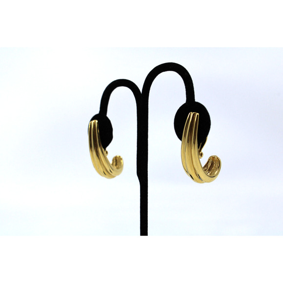 B0 Auth GIVENCHY Vintage Signed Goldtone Shrimp Shaped long Clip On Earrings - Picture 2 of 4